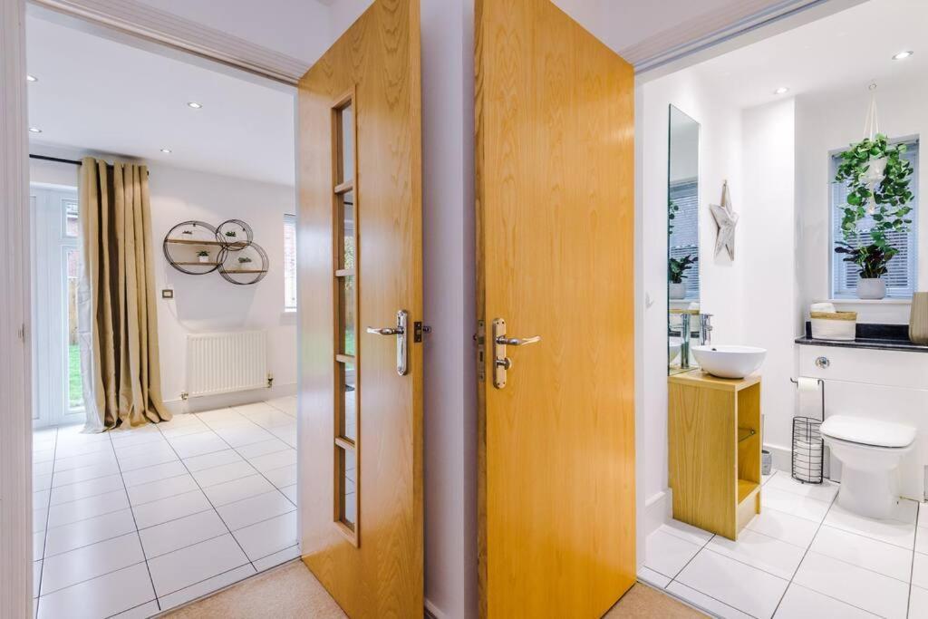 Luxurious Cosy 4br Cheshire *