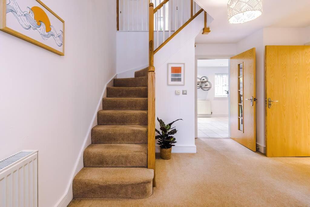 Luxurious Cosy 4br Cheshire Holiday home Saughall